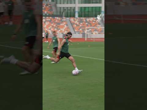 Szoboszlai strike 🚀