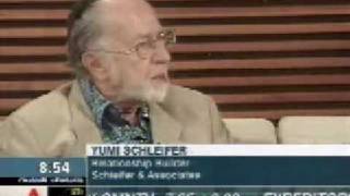 Hedy &amp; Yumi Schleifer on Singapore Morning Show www.HedyYumi.com