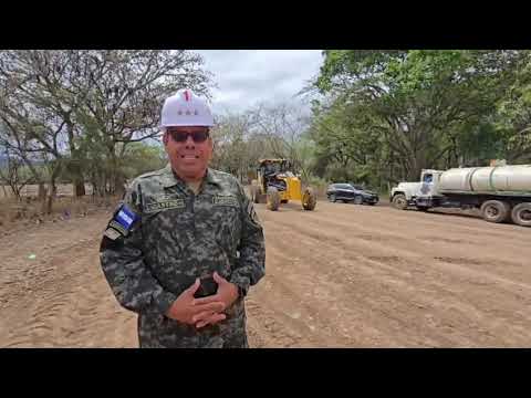 Cuerpo de Ingenieros del Ejército trabaja en la reparación de carretera en Jesús de Otoro, Intibucá 