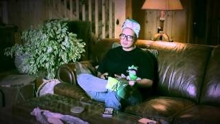 Ain&#39;t No Good For Ya- Valient, Deja Vu &amp; RetroMan (Official Music Video)