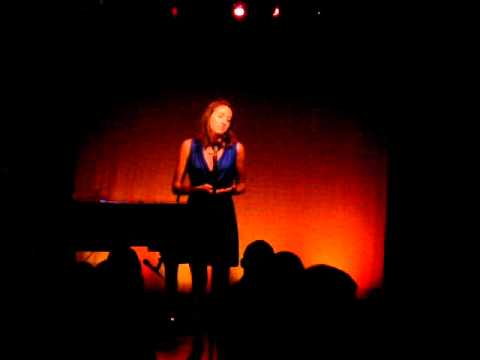 Kate Morris singing 'Greta'