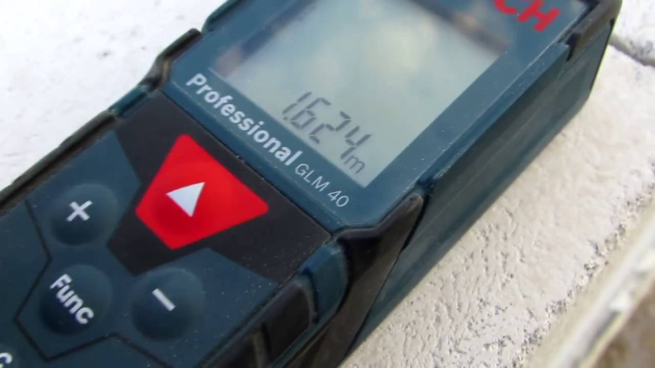 Дальномер Bosch GLM 40 (0.601.072.900)  лазерный дальность40м диапазон0.15-40м точность±1.5мм IP54