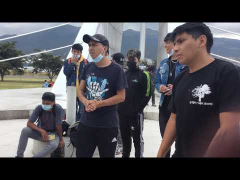 KRAYZI vs SANTO - 🔥🐔🔥 - Lexus Freestyle