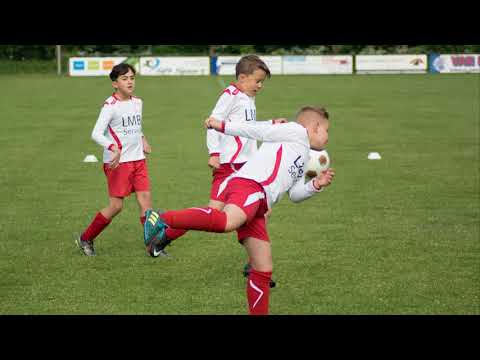 seizoen 17/18 JO9 4 v.v. Hellevoetsluis
