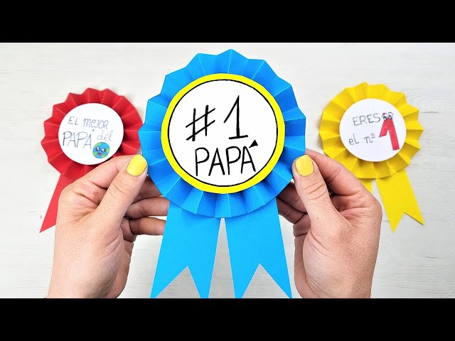 Vídeo relacionado con Relaxdays Trofeo para niños, Soporte Cuadrado, Corona de Ganador, Hollywood, Regalo, 18 cm, Dorado