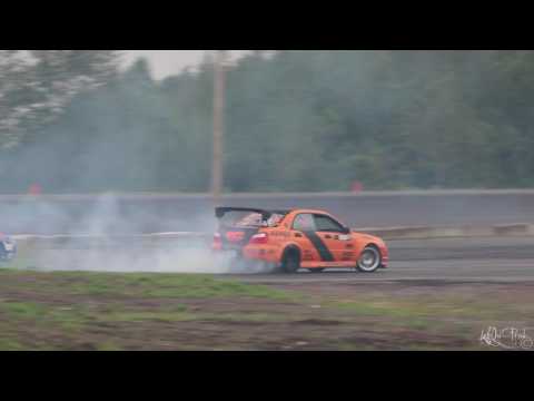 Riley Sexsmith Leading Francis Doyon - Formula Drift Canada Round 2 2015