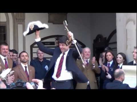 STORICO CARNEVALE DI IVREA - 06.01.2012 - Uscita dei Pifferi e proclamazione del Generale