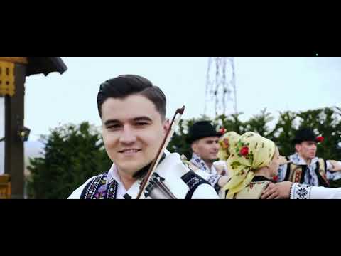 Cristi Tractor și Alex Cantea -Mare Frumusețe.