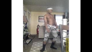 The HoodGeekz - Bone  (HipRoll)