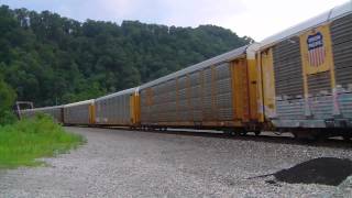 preview picture of video 'NS 272 glides thru Matewan, West Virginia, 8/4/12'
