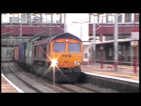 GBRf 66714 Fly's through Harrow & Wealdstone on 4M23 11/09/2010