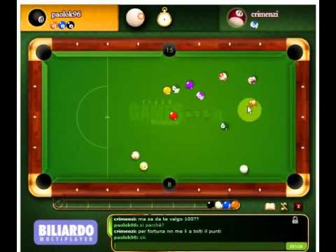 io e cristian che giochiamo a biliardo