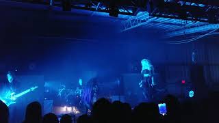 Butcher Babies - The Huntsman