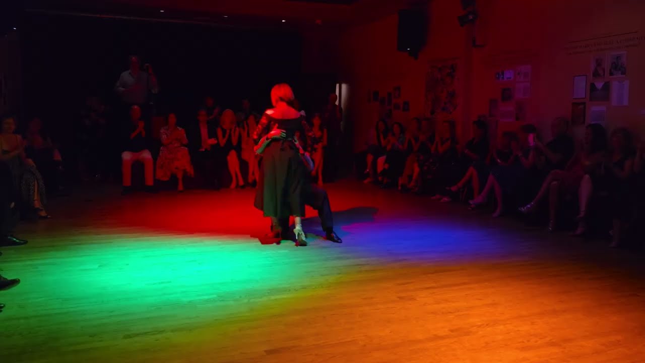 Video thumbnail for Argentine tango: Alejandra Sánchez & Juan David Bedoya - Mala Junta