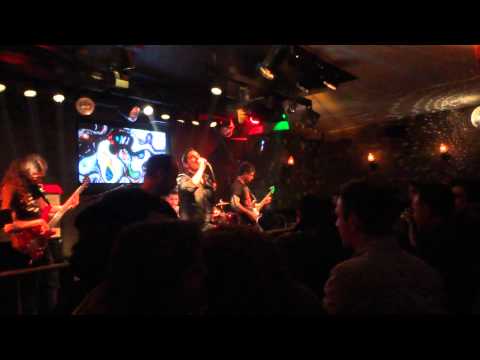 DGANG no Templários Bar 11/2/2012 (Cover de A Viwe to a kill dos Duran Duran )