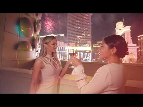 New Years Las Vegas 2023 preview of our Open Bar & Bottomless Bottles Party | Strip Fireworks View