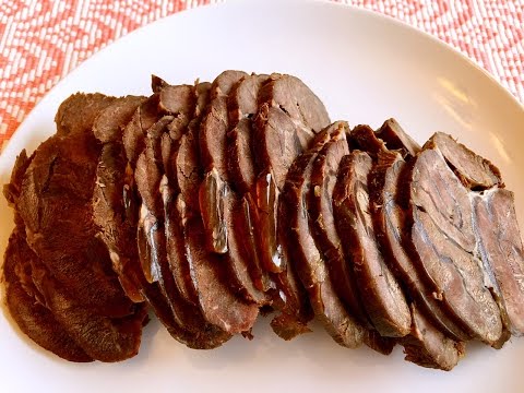 The BEST Braised Beef Shank 滷牛肉 CiCi Li - Asian Home Cooking Recipes