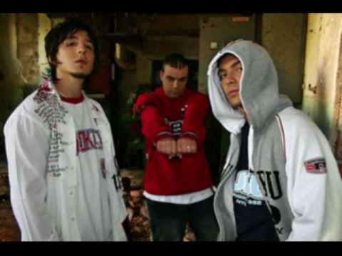 Hugaflame - Mi rompono il cazzo  ft. Jack the smoker e Puni