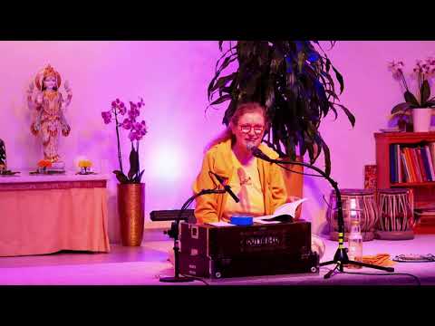 Satsang - Kirtan, Mantra und Arati mit Ananda Devi - Yoga Vidya Ashram Live 20:00 Uhr 17.10.2021