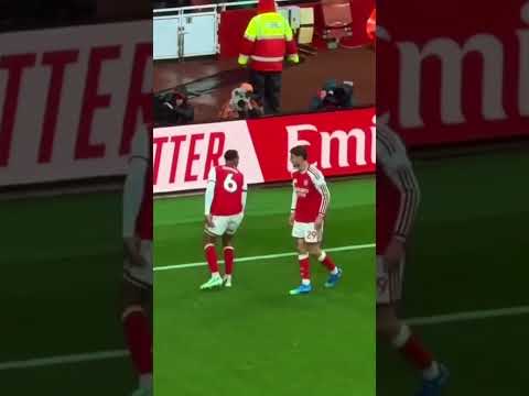 Arsenal 2–0 Everton|Gabriel Magalhães Doubles Arsenal’s Lead! #arsenal#footballshorts #premierleague