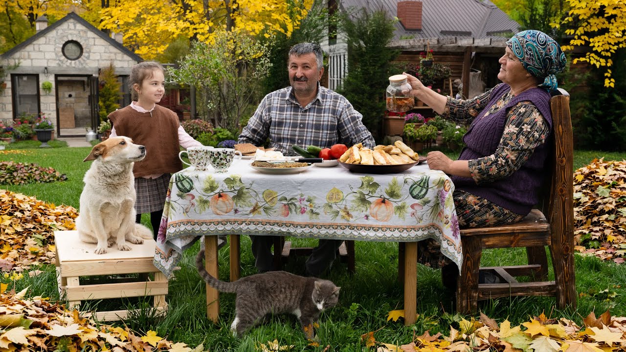 Fire Cooked Middle Eastern Stuffed Pancakes 🌶🔥