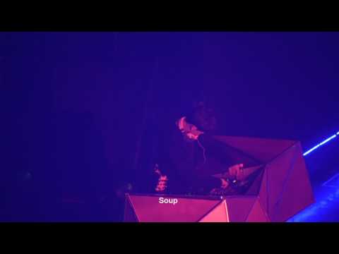 160910 The EXO’rDIUM in Bangkok Keep on Dancing 찬열 CHANYEOL