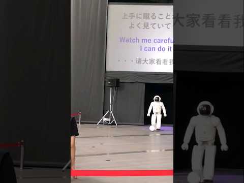 Asimo the humanoid robot #asimo #robot #ai #shorts #viral #youtubeshorts #youtube