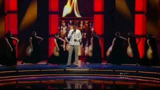 Romeo Santos - Mi Santa HD (Live Premio Lo Nuestro 2012)