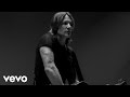 Keith Urban - Raise 'Em Up ft. Eric Church (Official Music Video)