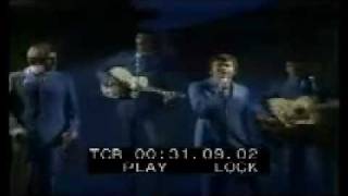 Jay &amp; The Americans - Walking In The Rain (Live)