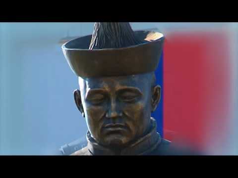 Памятник  основателю тувинской народной республики Монгушу Буян-Бадыргы