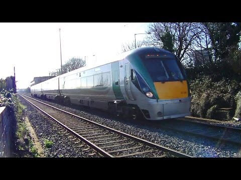 22000 Class DMU Train number 22324 - Sandymount, Dublin
