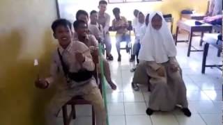 Download lagu Parodi Sopir Bis ugal-ugalan mp3
