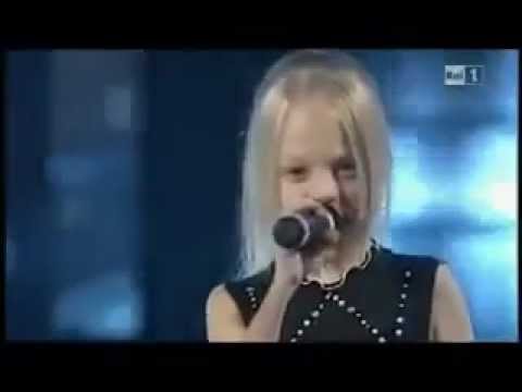 Anastasia Petrik - I Love Rock'n'Roll (2010 'Ti Lascio Una Canzone' @ Live)