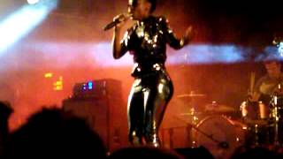 Morcheeba - I'll fall apart + Rome wasn't built...+ Face of danger @ Azzano Decimo 13/07/13 (11/11)