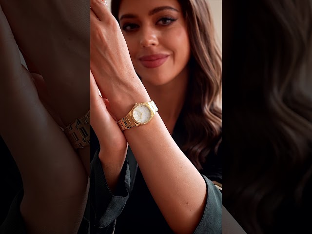 ساعة نسائية من لادون بلون ذهبي