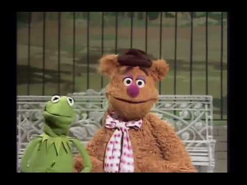 The Muppet Show - 216: Cleo Laine - Fozzie’s Comedy Act (1978)
