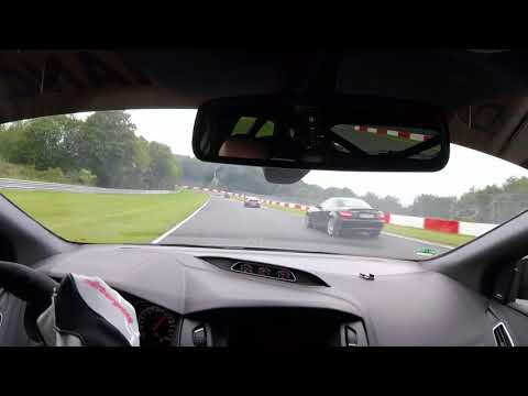 Ford Focus ST + Porsche 997 Turbo BTG Nürburgring-Nordschleife
