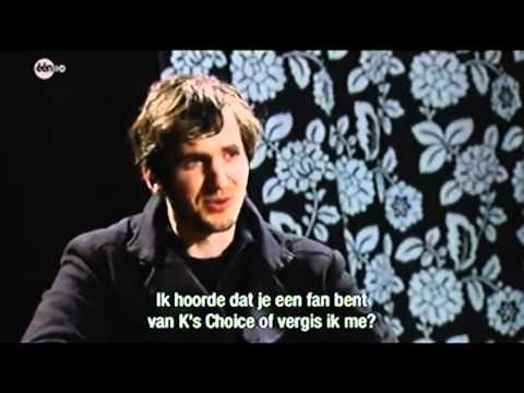 Kazakkendraaiers, Belgian comedian Lieven Scheire interviews Skunk Anansie