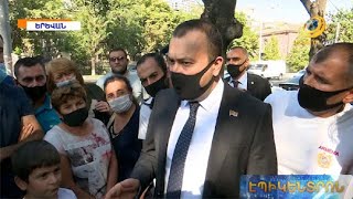 Վ.Էնֆիաջյանը հանդիպեց ՌԴ մեկնել ցանկացող քաղաքացներին. խնդիրը վաղը կներկայացվի կառավարությանը
