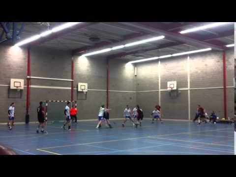 Olympia'89 - Snelwiek 27-25 (tweede doelpunt Harm)