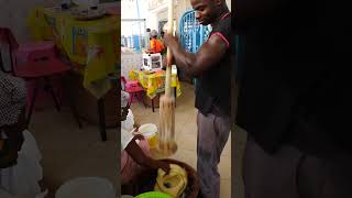 The King of Fufu In Ghana!! This Guy's Arms Are Ripped!! 🇬🇭