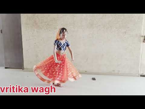 Vritika Wagh chand koi d...