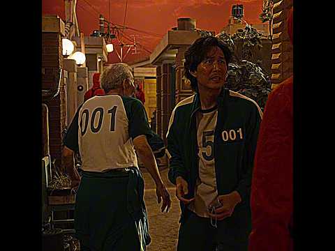 Guys look, Player 001 gave his jacket to Player 456 [Squid Game season 2] #gihun #player456 #shorts