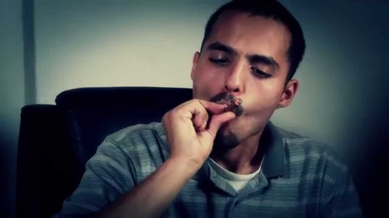 Shameless Weed Porn #7: Let's Be Blunt