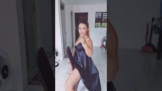 Download lagu Viral tante goyang hot guys mp3 Download lagu Viral tante goyang hot guys mp3