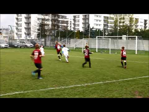 III LIGA WZPN - rocznik 2008 - LPFA Bułgarska I Poznań - UKS Orlik Poznań 7-1 pierwsza połowa