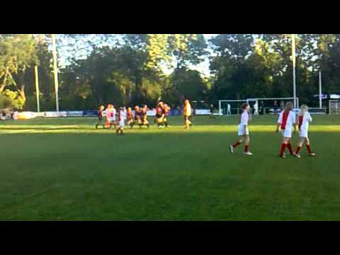 Kampioenswedstrijd JV Bolsward D6m 1 juni 2011