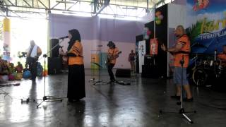 Download lagu Najwa Latif & 30Cent Family Day Tm mp3