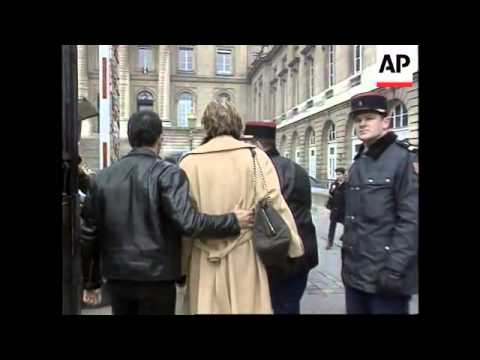 France - Kelly Fisher meets investigation judge